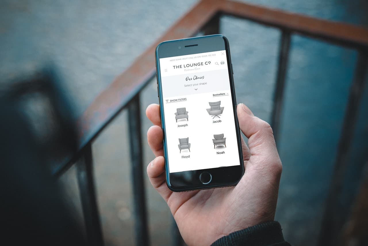 thelounge co iphone mockup